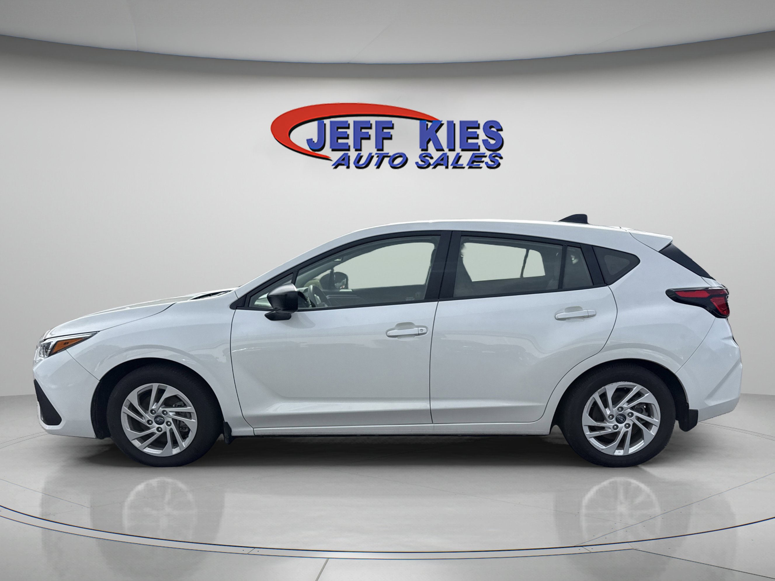 Used 2024 Subaru Impreza 2.0i image 8