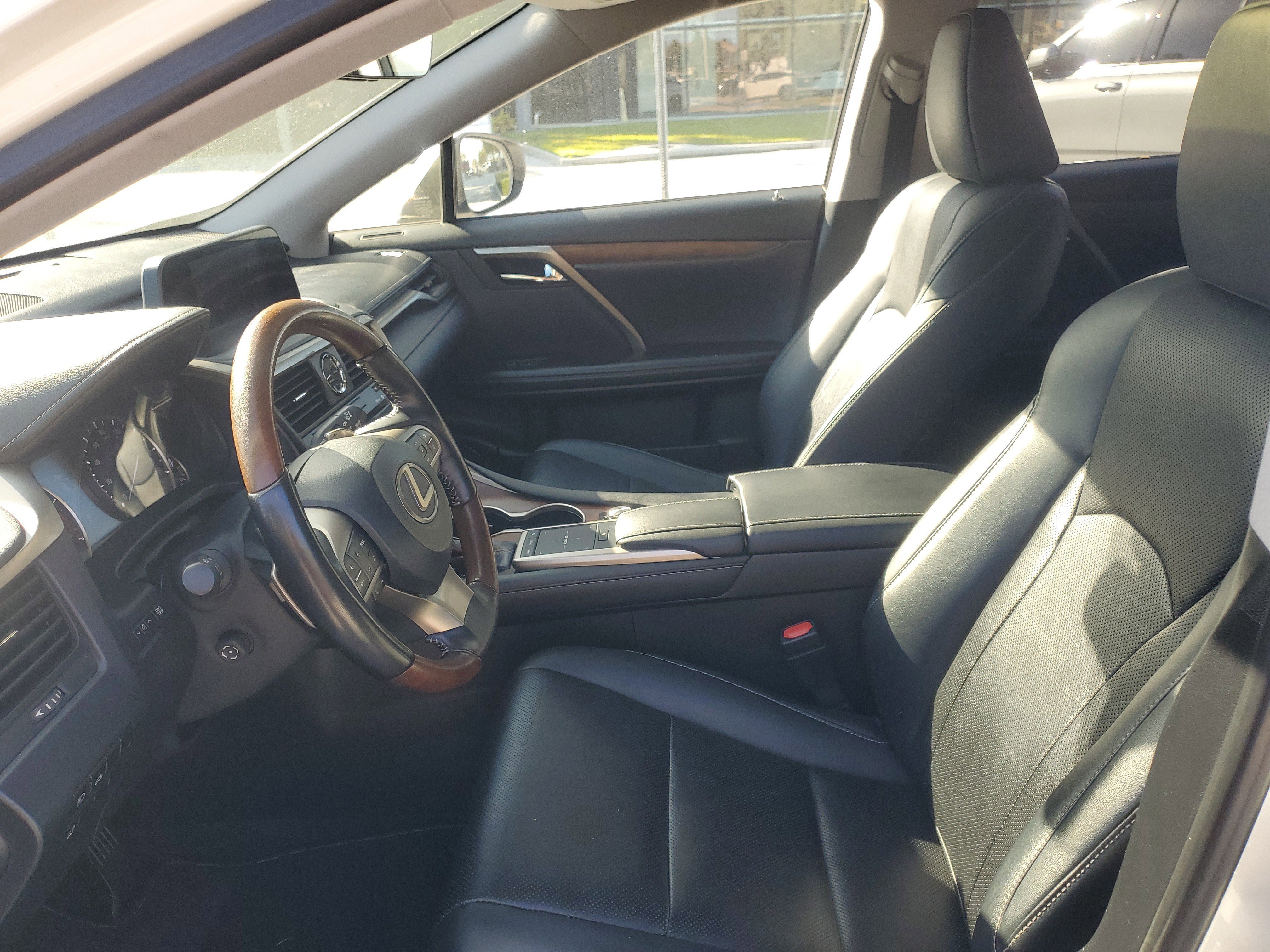 Used 2022 Lexus RX 350L FWD w/ Premium Package image 22