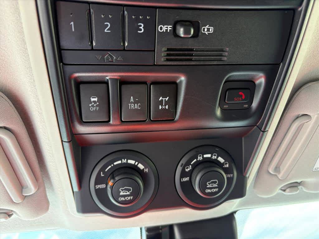 Used 2024 Toyota 4Runner TRD Off-Road Premium image 19