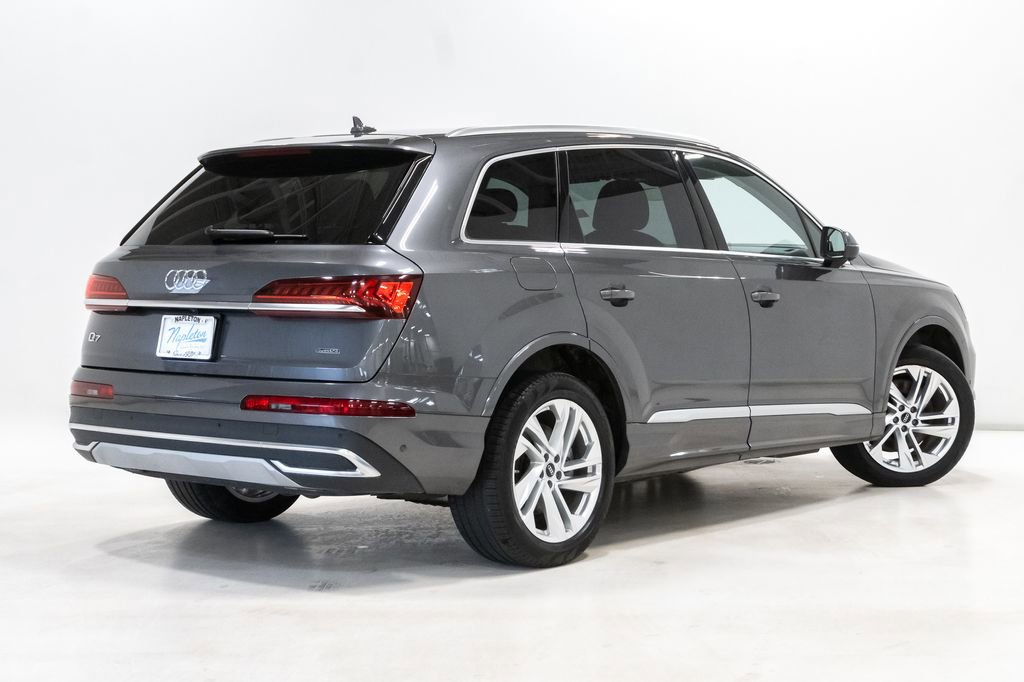 Used 2023 Audi Q7 3.0T Premium w/ Convenience Package image 30