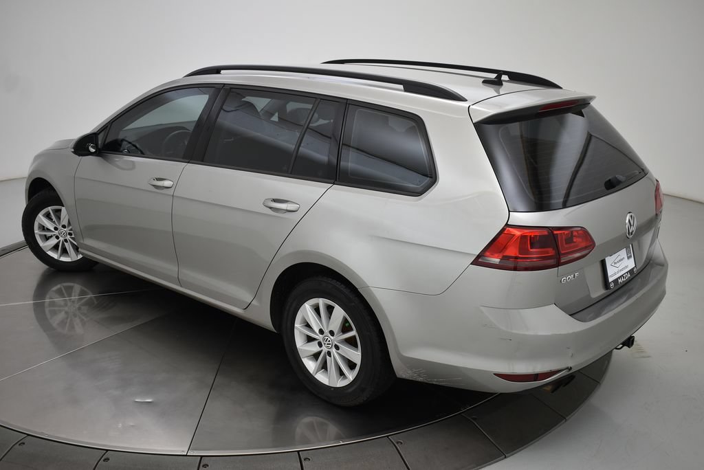 Used 2016 Volkswagen Golf S FWD image 8