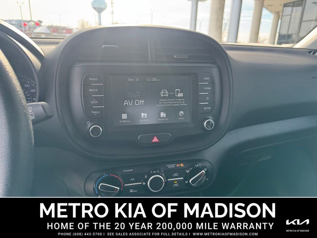 Used 2021 Kia Soul LX image 16