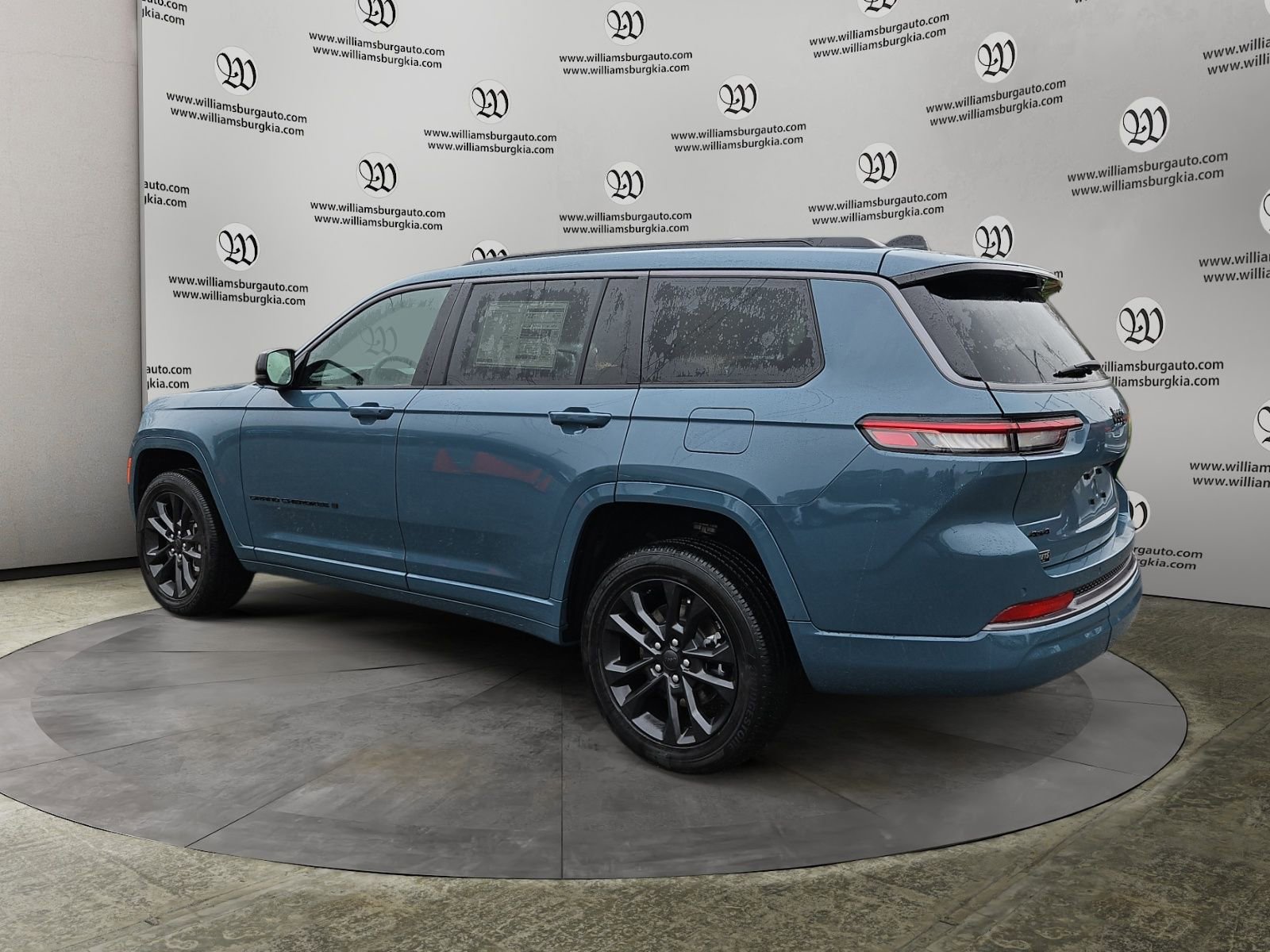 New 2026 Jeep Grand Cherokee L Limited image 3