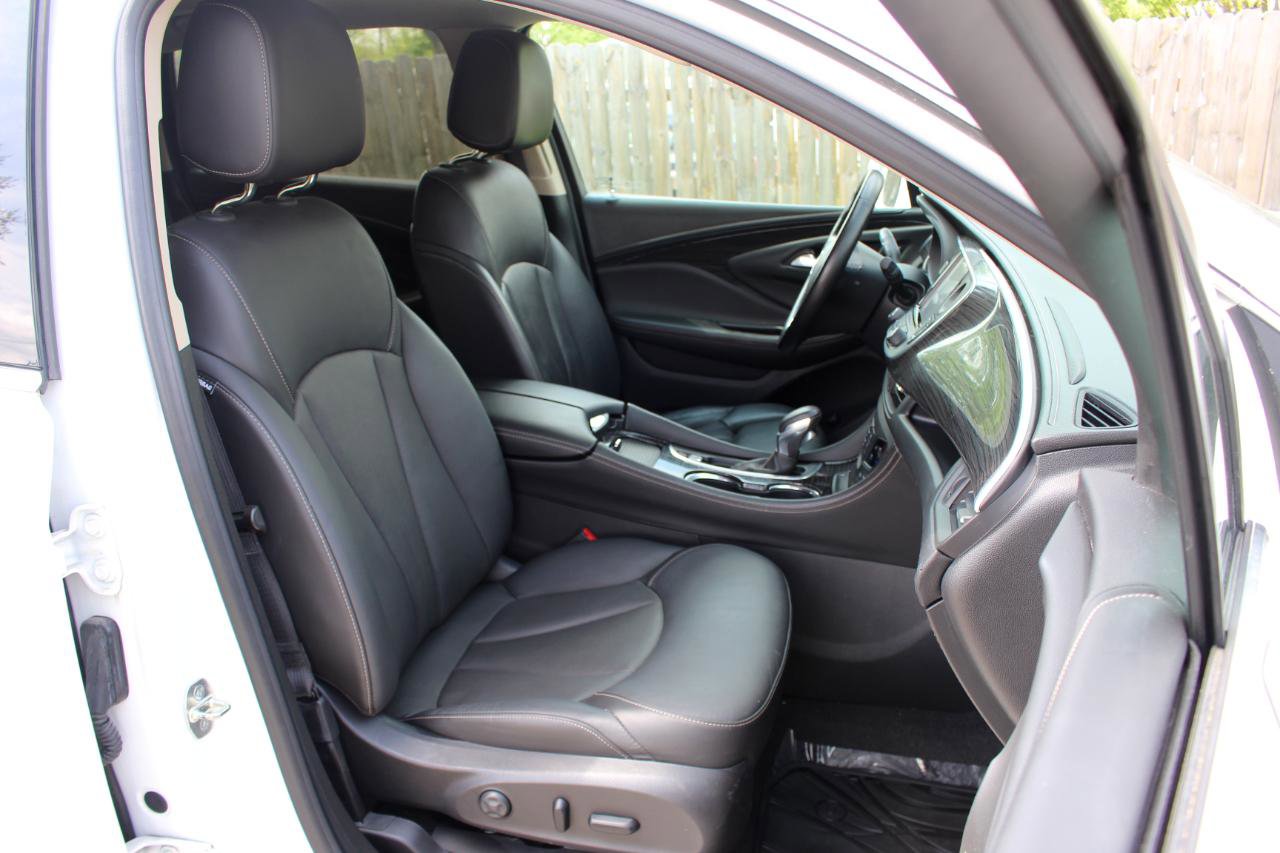 Used 2018 Buick Envision Premium w/ Driver Confidence Package AWD/4WD image 44
