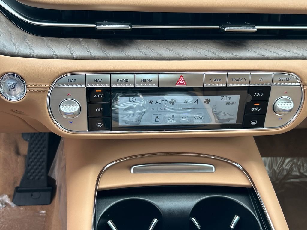 New 2026 Genesis G90 3.5T AWD/4WD image 32