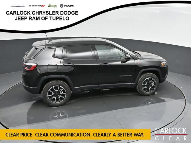 New 2025 Jeep Compass Trailhawk w/ Sun & Sound Group AWD/4WD image 21