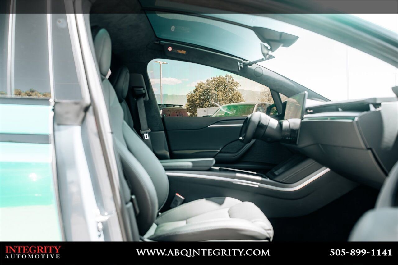 Used 2026 Tesla Model X Plaid image 42