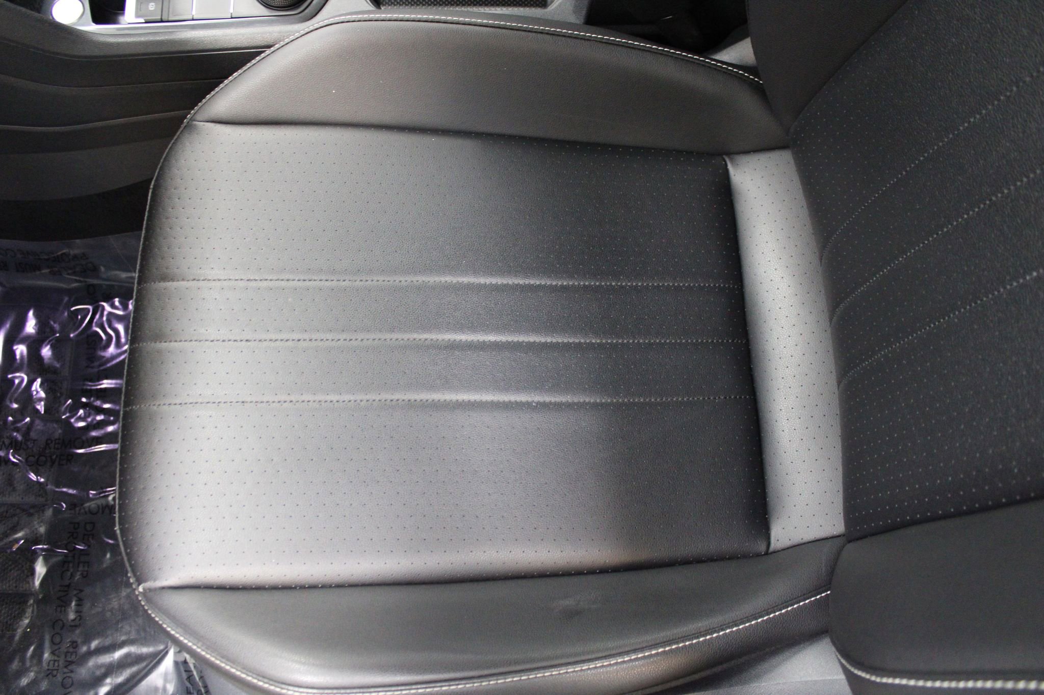 Used 2022 Volkswagen Tiguan SE AWD/4WD image 17