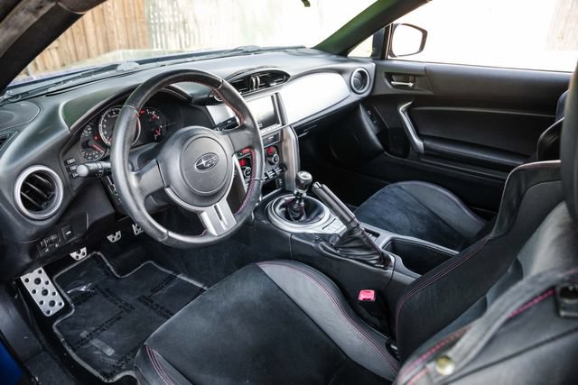 Used 2013 Subaru BRZ Limited RWD image 2