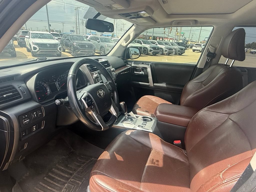 Used 2016 Toyota 4Runner Limited AWD/4WD image 10