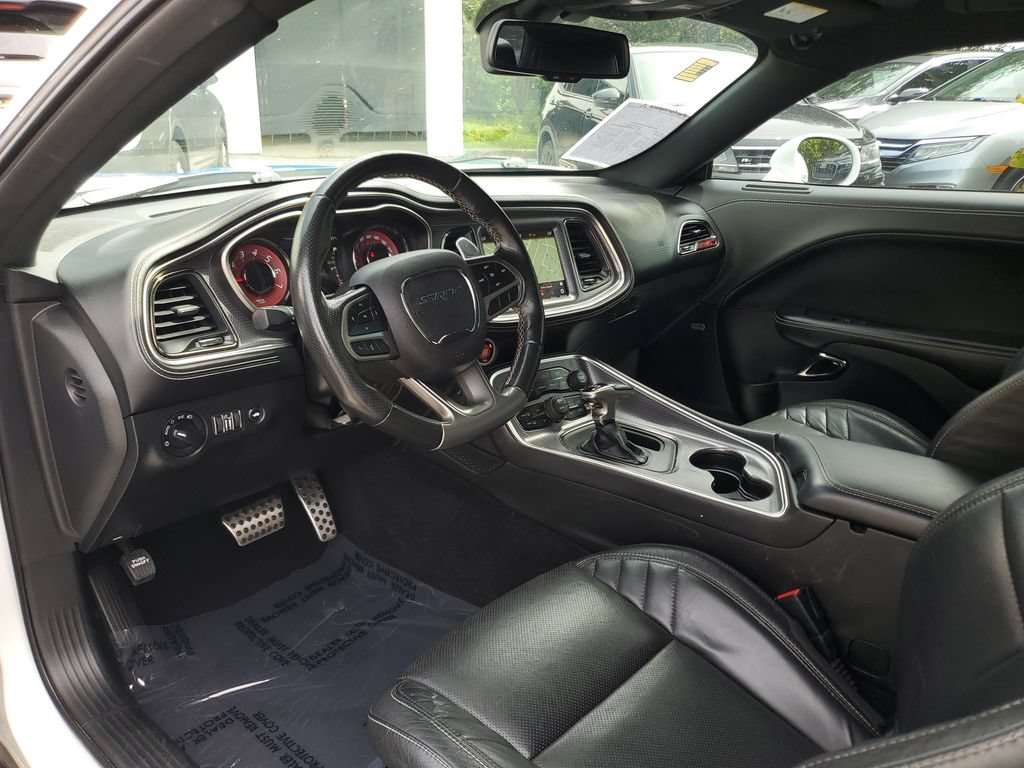Used 2020 Dodge Challenger SRT Hellcat w/ Plus Package RWD image 23