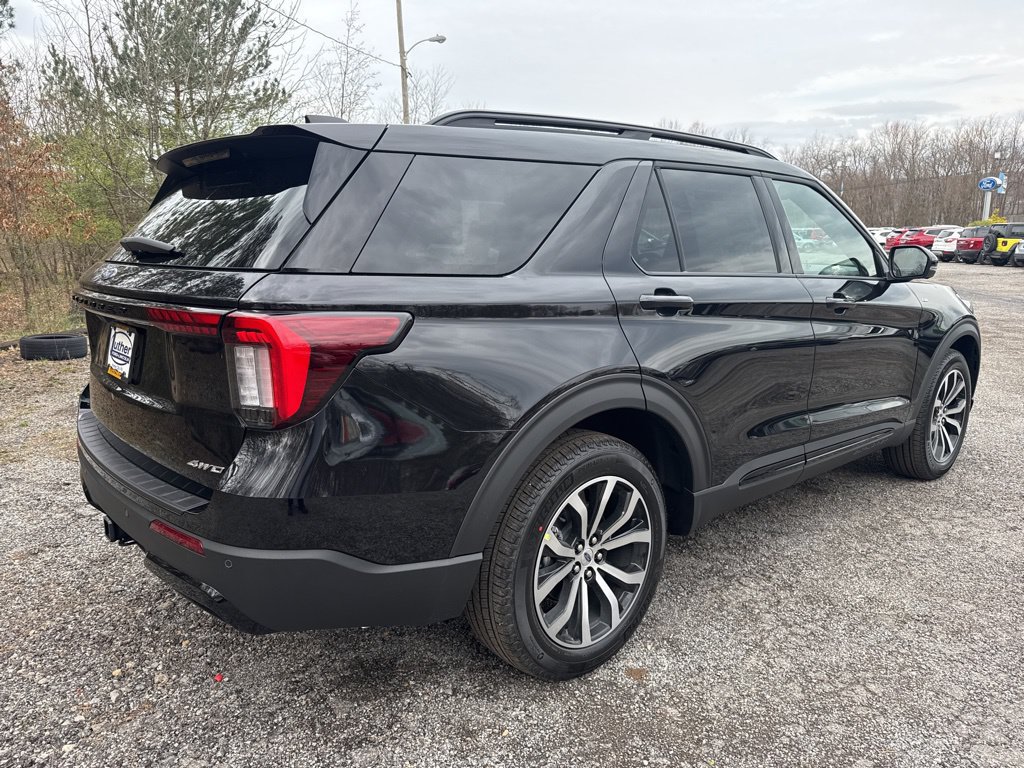 New 2026 Ford Explorer ST-Line AWD/4WD image 8