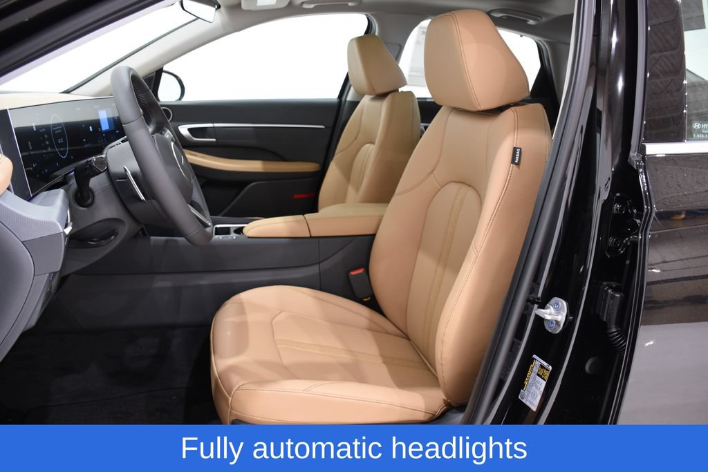 New 2025 Hyundai Sonata Limited FWD image 19