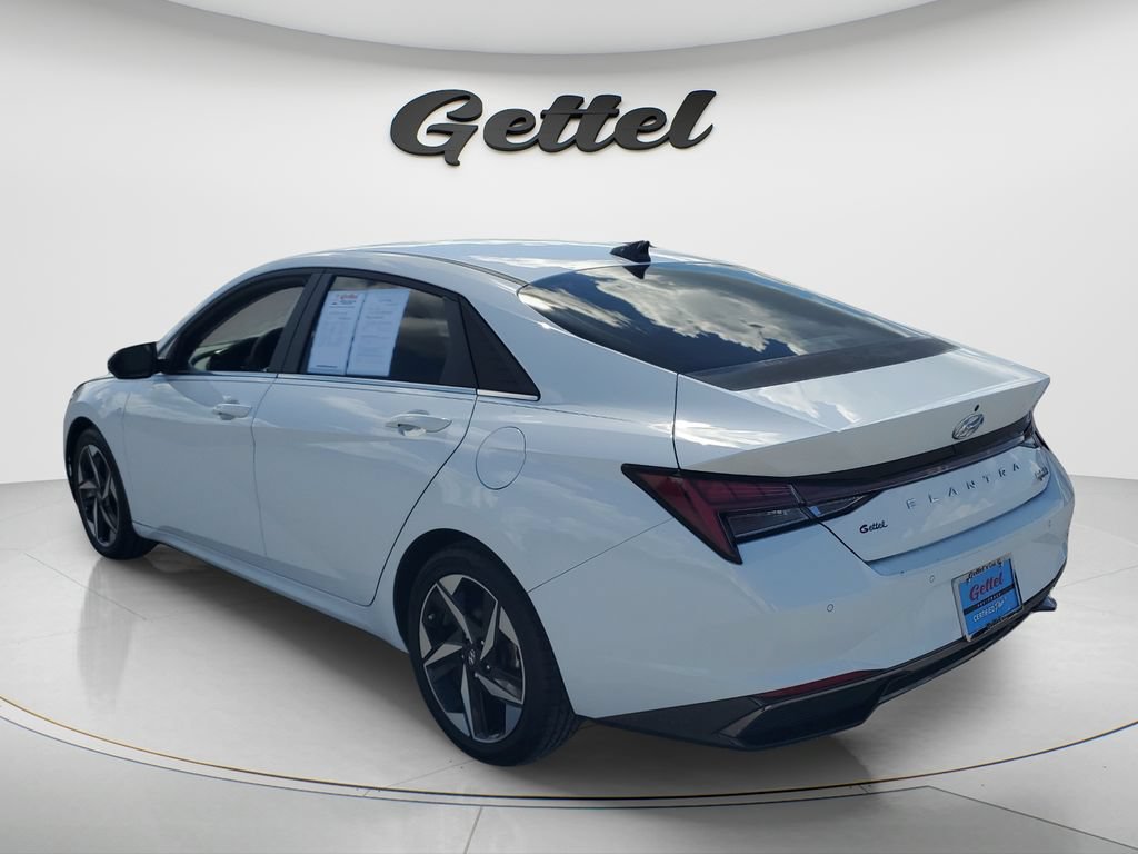 Used 2021 Hyundai Elantra Limited FWD image 7