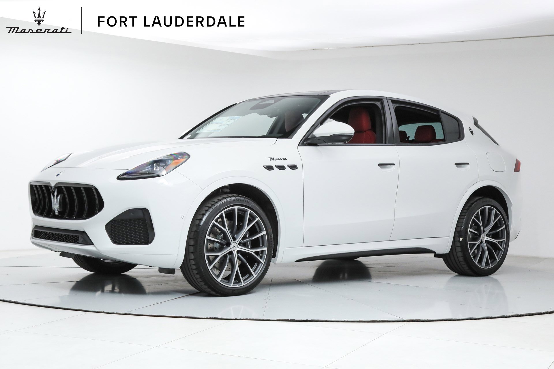 New 2026 Maserati Grecale Modena AWD/4WD image 1