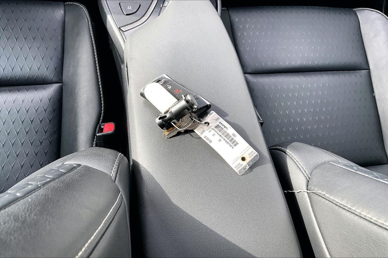 Used 2019 Lexus UX 200 w/ Accessory Package 2 FWD image 14