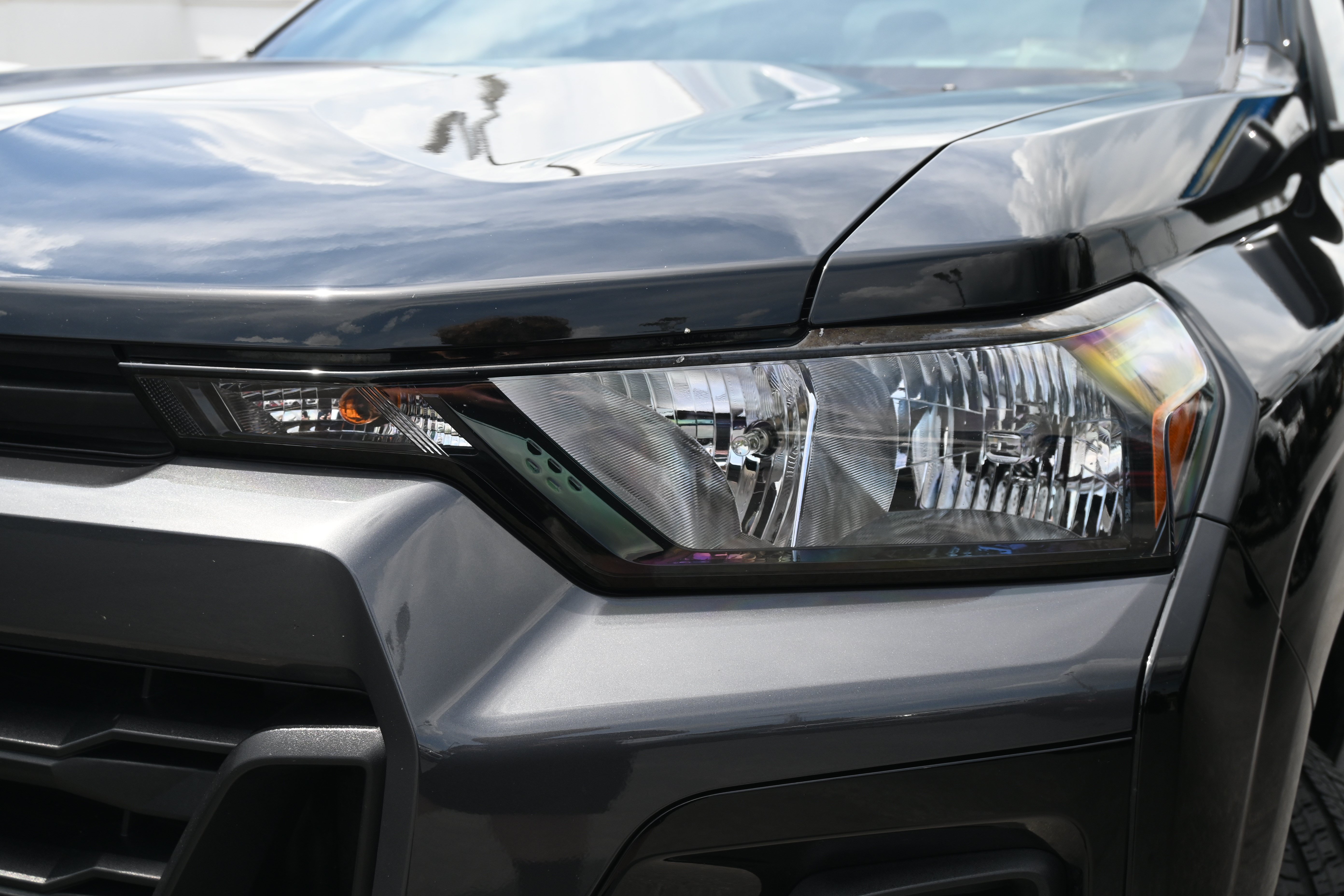 Used 2024 Chevrolet Colorado LT AWD/4WD image 6