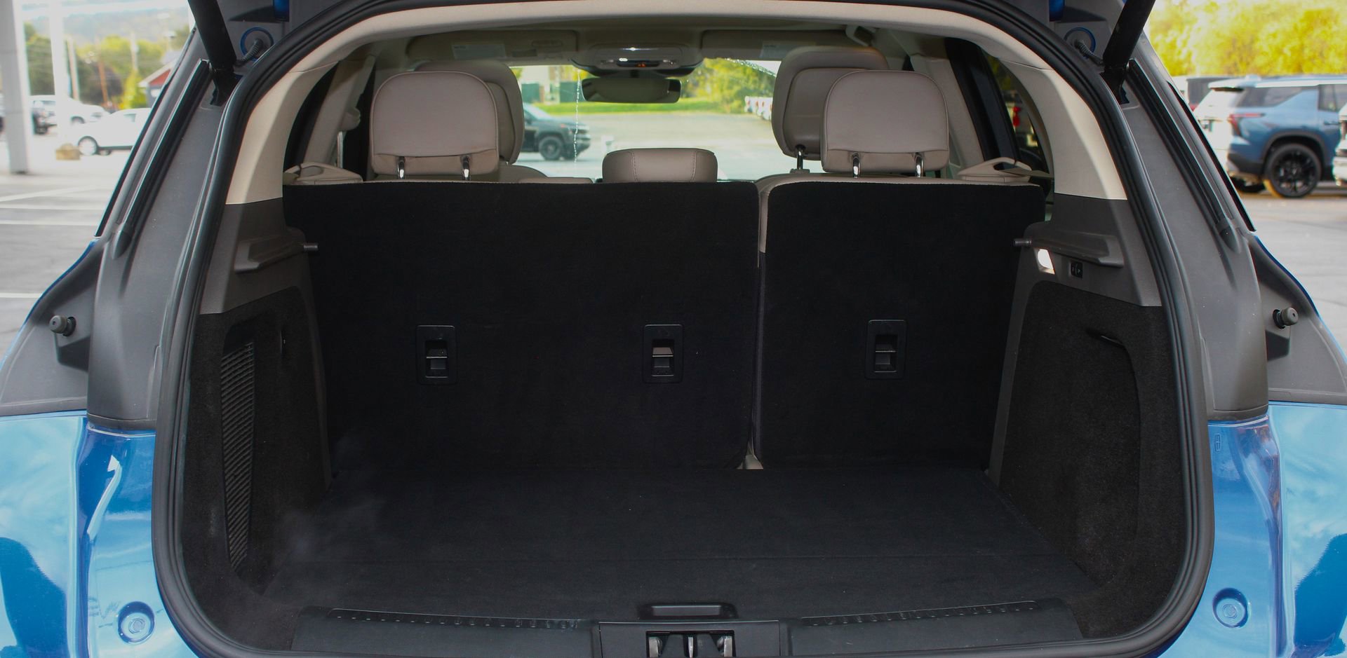 Used 2021 Lincoln Corsair Reserve w/ Equipment Group 201A image 12