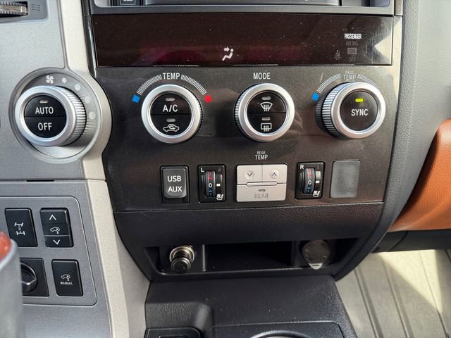 Used 2014 Toyota Sequoia Platinum image 28