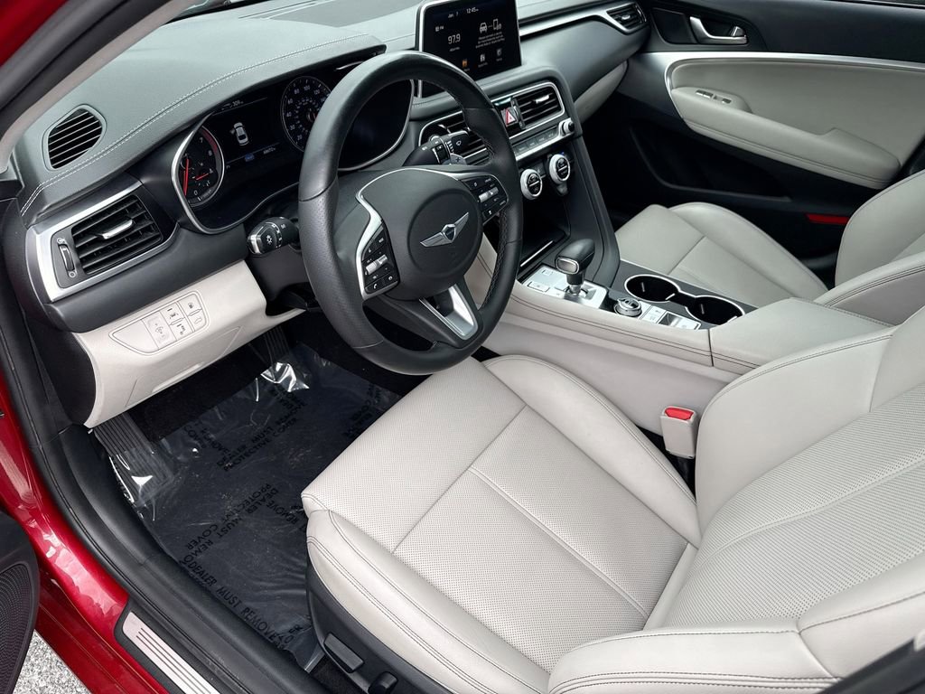 Used 2020 Genesis G70 2.0T image 25