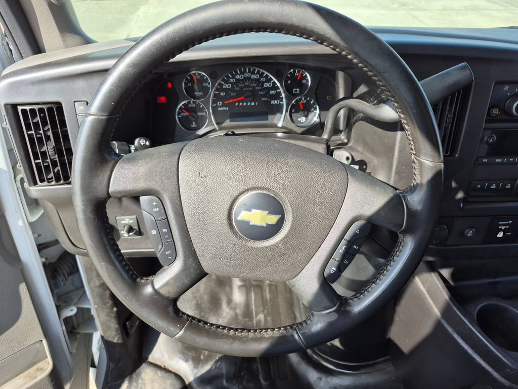 Used 2020 Chevrolet Express 3500 w/ Power Convenience Package RWD image 11