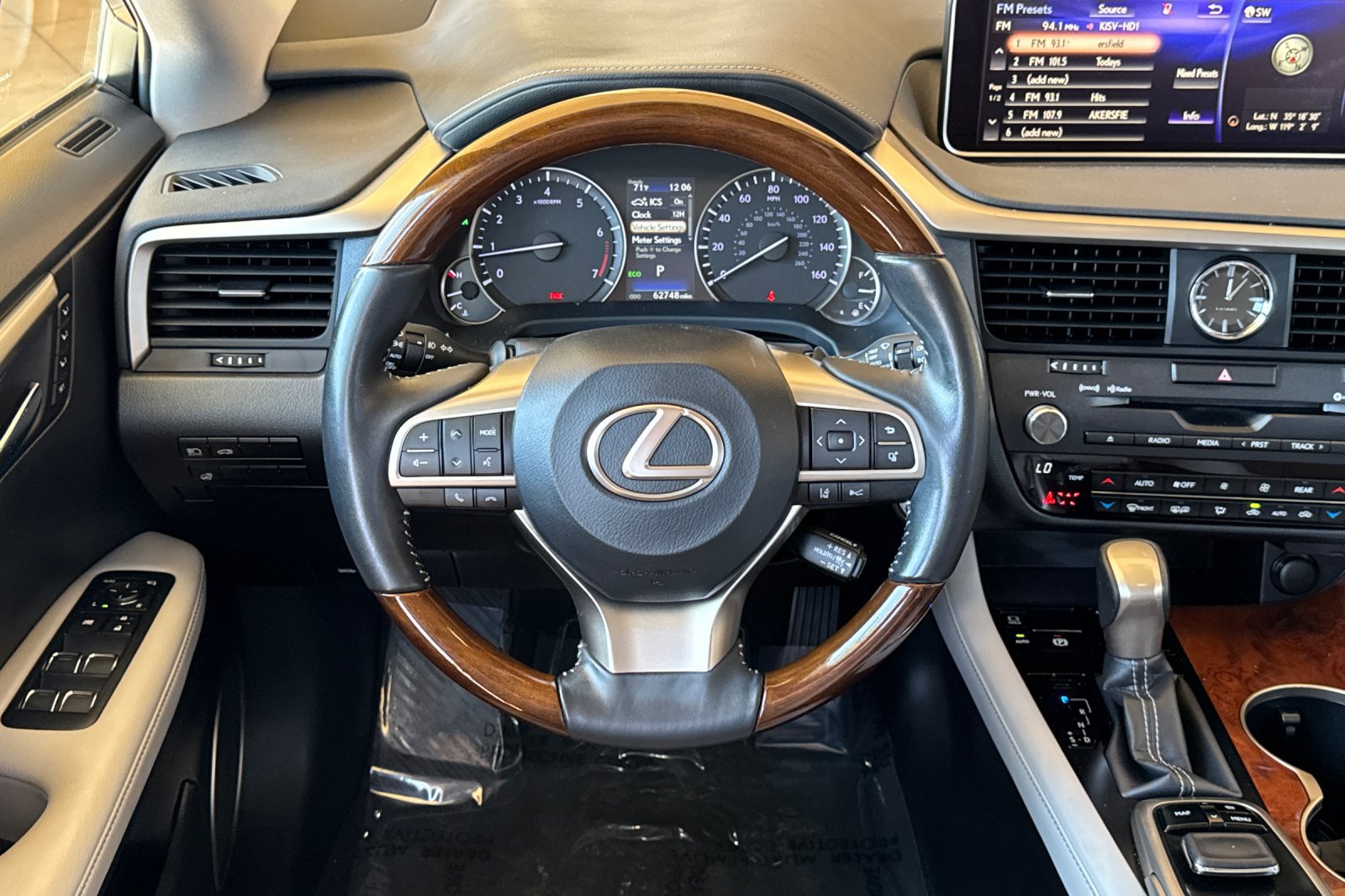 Used 2019 Lexus RX 350L FWD image 16