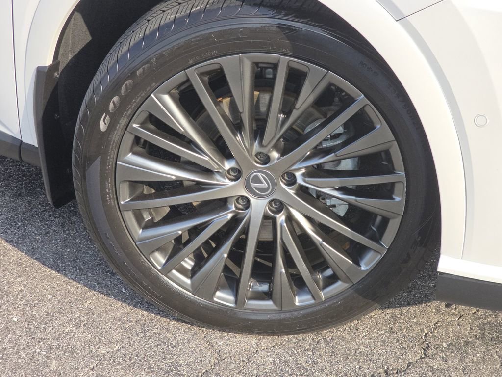 Used 2023 Lexus RX 350 w/ Accessory Package (2T) image 16