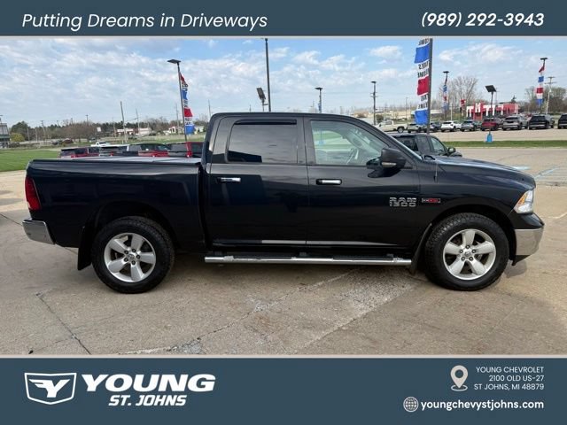 Used 2018 RAM 1500 Classic SLT w/ SLT Plus D←cor Group AWD/4WD image 6