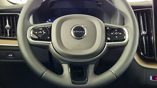 New 2026 Volvo XC60 B5 Plus w/ Climate Package AWD/4WD image 25