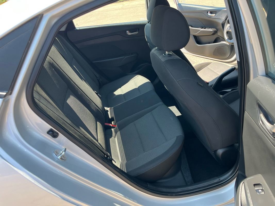 Used 2020 Hyundai Accent SE image 17