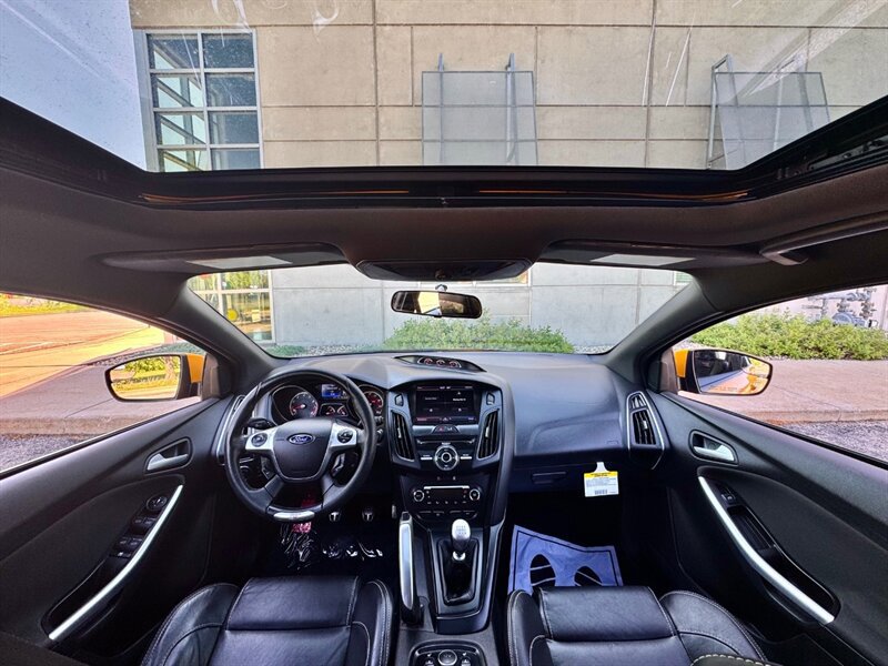 Used 2013 Ford Focus ST FWD image 13