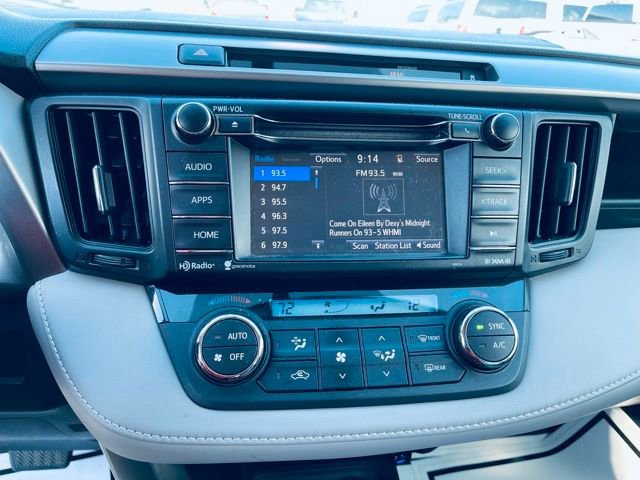 Used 2016 Toyota RAV4 XLE image 18