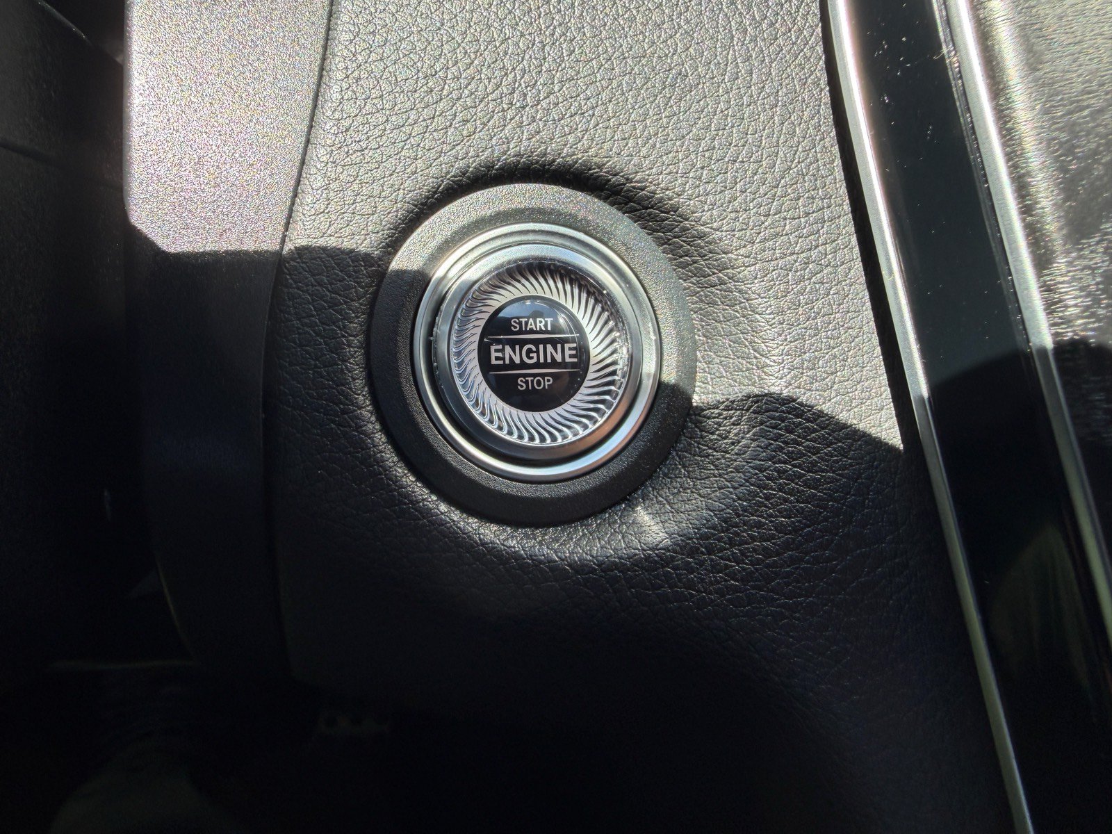 Used 2019 Mercedes-Benz C 300 Sedan image 25