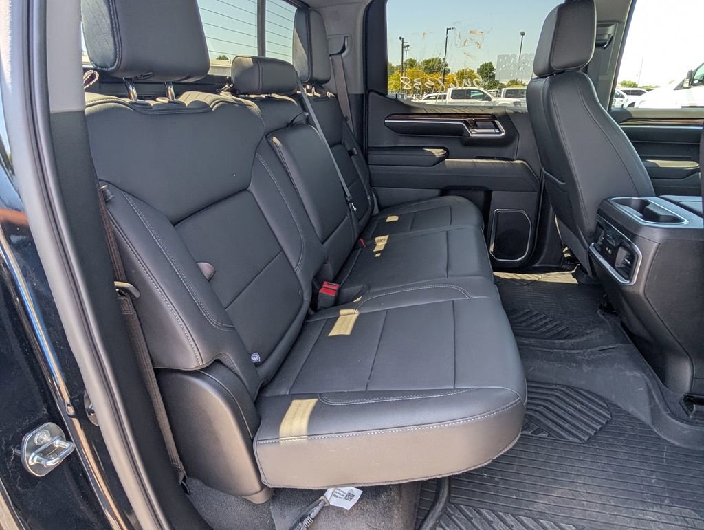 Used 2024 GMC Sierra 1500 Elevation w/ Elevation Premium Package AWD/4WD image 15