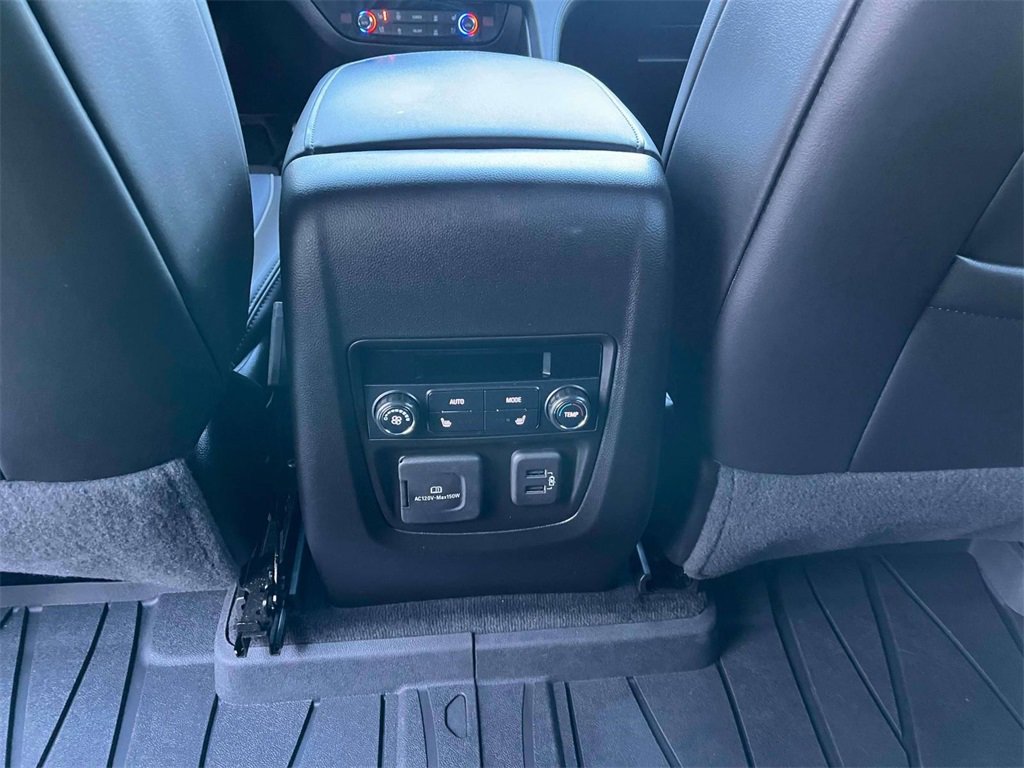 Used 2023 Buick Enclave Avenir w/ Avenir Technology Package image 14