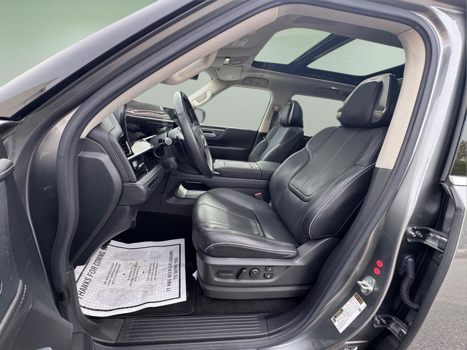 Used 2025 INFINITI QX80 Sensory AWD/4WD image 19