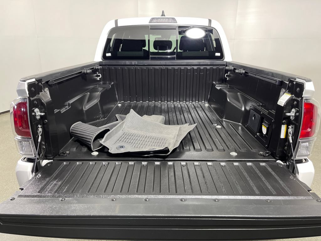 Certified 2023 Toyota Tacoma TRD Sport AWD/4WD image 10