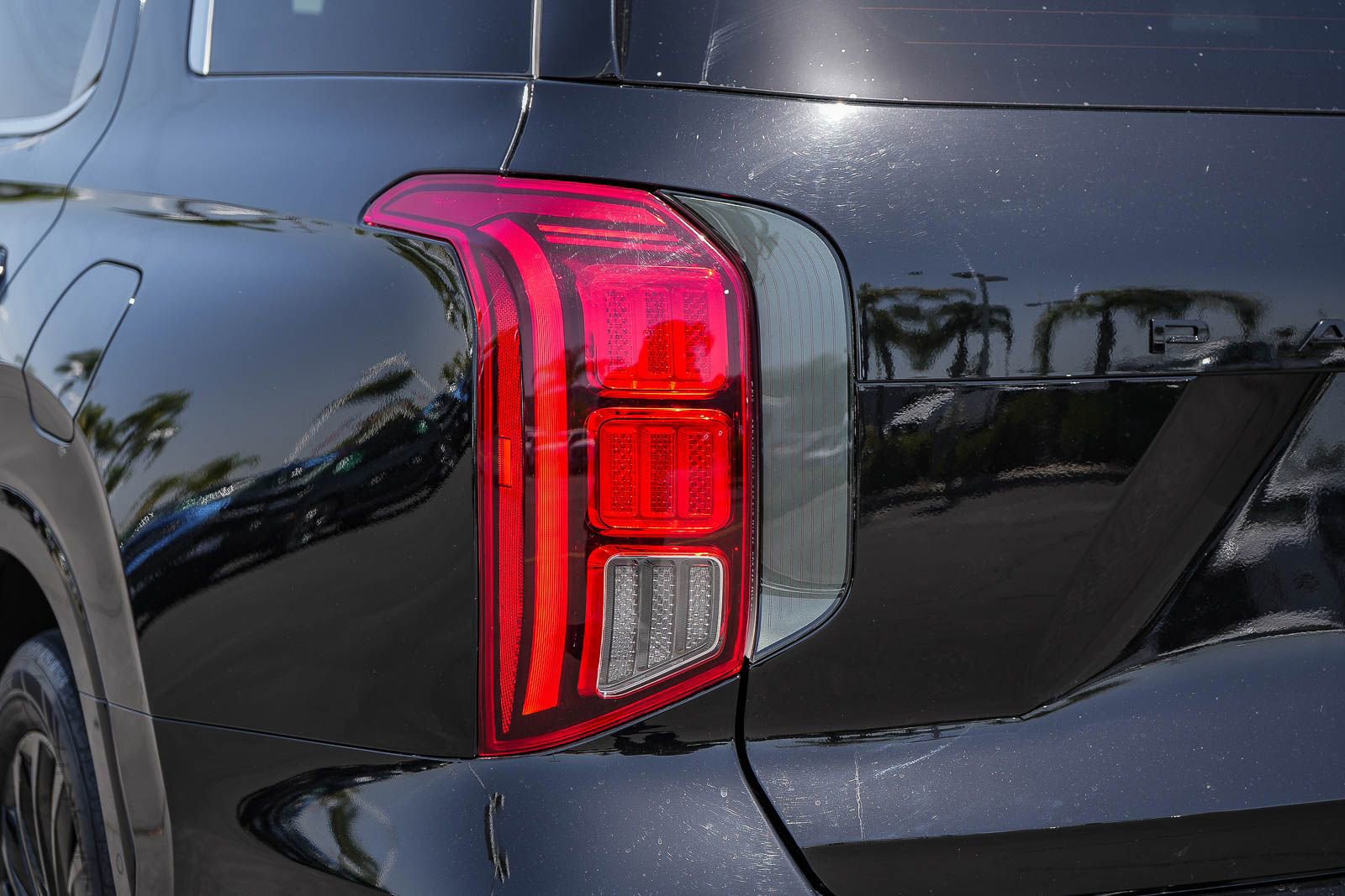 Used 2024 Hyundai Palisade Calligraphy image 9