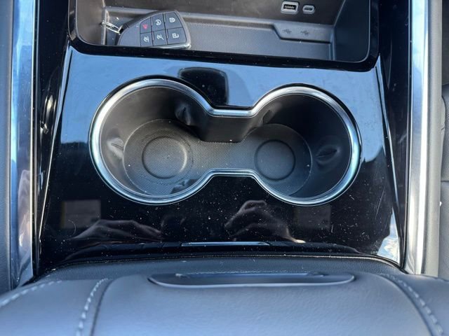 Used 2025 Chevrolet Tahoe LT w/ Comfort Package image 31