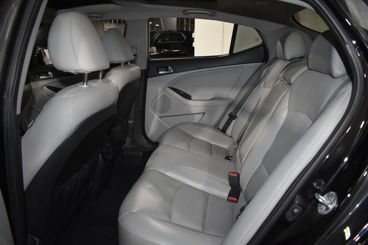 Used 2015 Kia Optima EX w/ EX Premium Package image 12