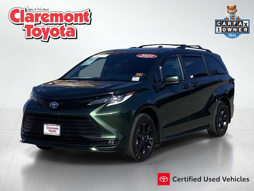 Certified 2025 Toyota Sienna XLE Woodland Edition