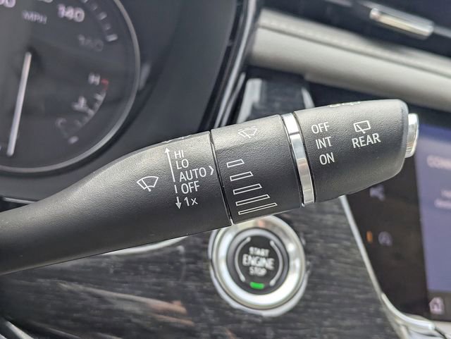 Certified 2023 Cadillac XT6 Premium Luxury w/ Technology Package FWD image 30