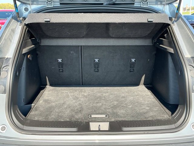 Used 2026 Chevrolet Trax RS FWD image 21