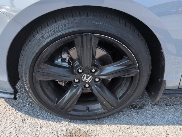 Used 2024 Honda Accord Sport image 10