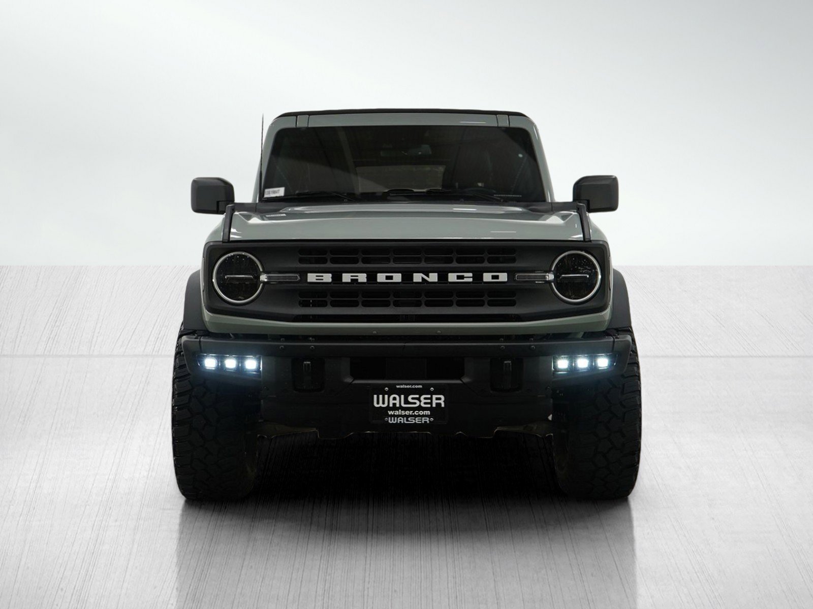 Used 2021 Ford Bronco Black Diamond image 8