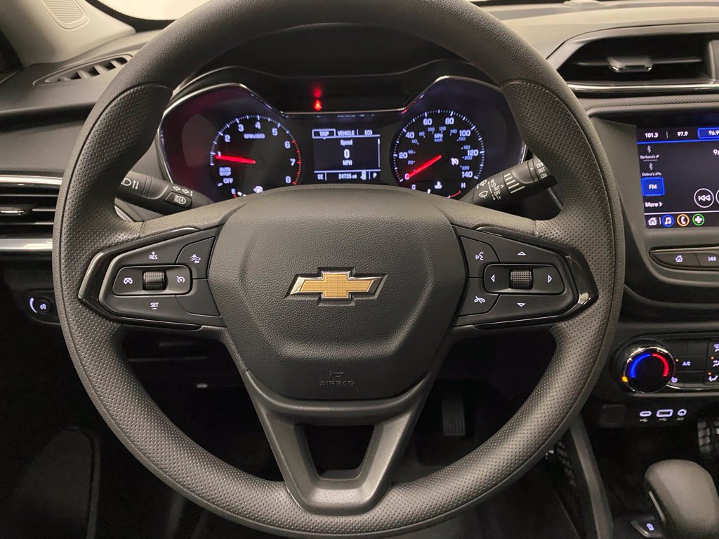 Used 2023 Chevrolet TrailBlazer LT FWD image 22