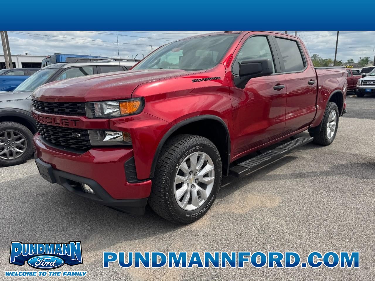 Used 2021 Chevrolet Silverado 1500 Custom w/ LPO, Dark Essentials Package AWD/4WD image 1