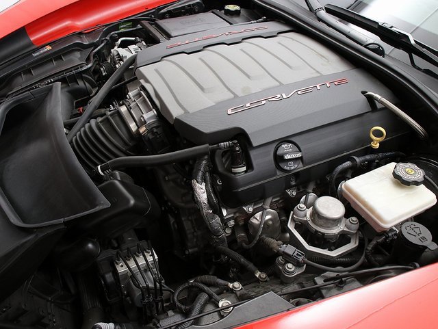 Used 2015 Chevrolet Corvette Stingray w/ 2LT Preferred Equipment Group image 31