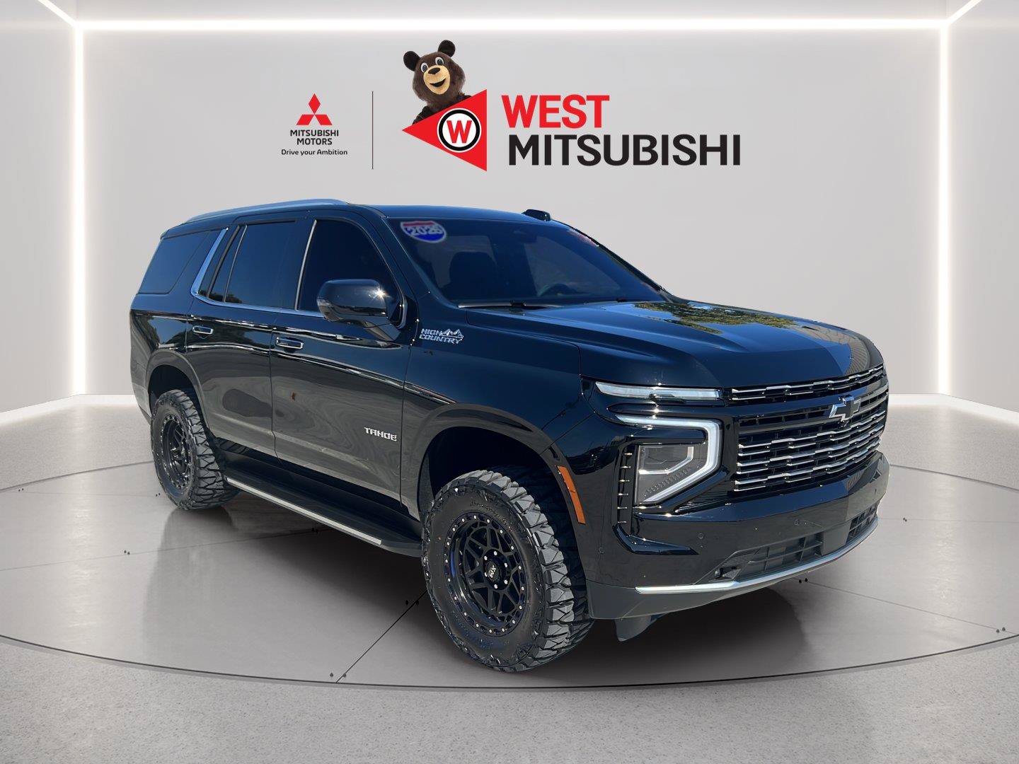 Used 2026 Chevrolet Tahoe High Country w/ Sun And Tow Package AWD/4WD image 7