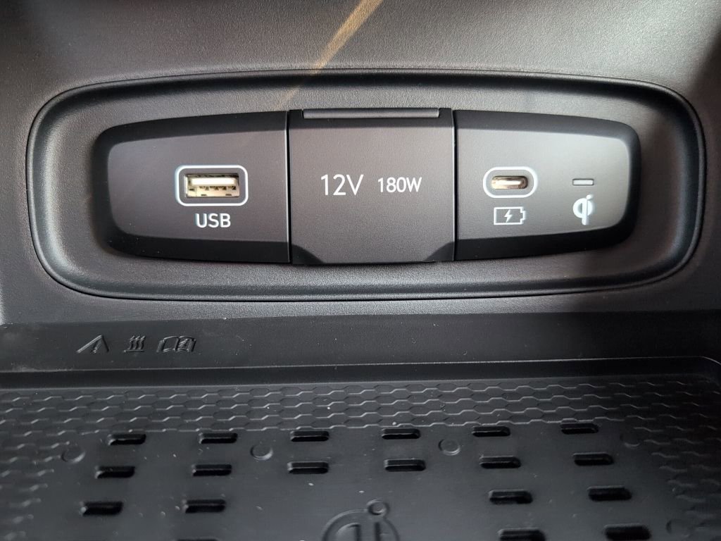 New 2026 Hyundai Venue SEL image 17